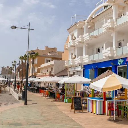 Frontline Panoramic Sea Views Appartement *
